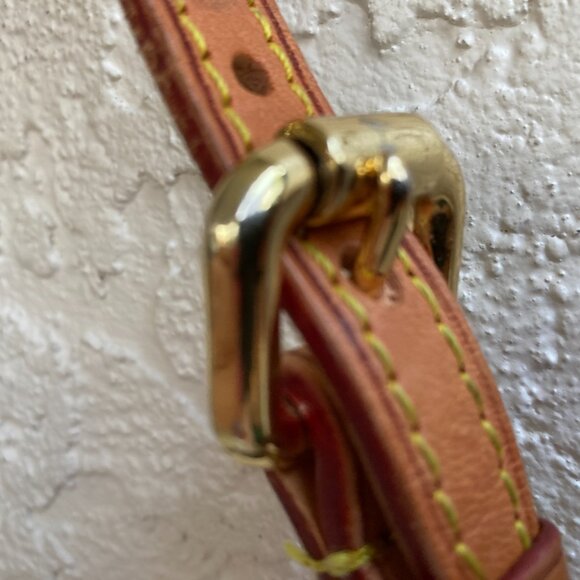 AUTHENTIC LOUIS VUITTON CROSSBODY REFURBISHED 80S BAG Pouch & Dustbag & Shopper - Picture 13 of 16